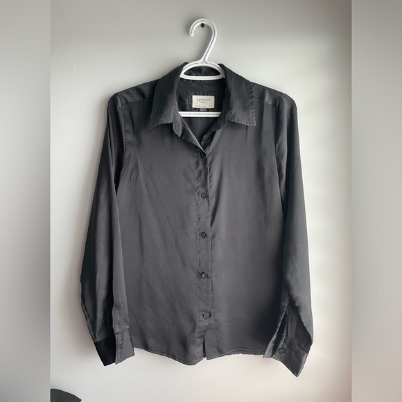 American Eagle Satin Look Black Button Down Long Sleeve - Picture 2 of 4